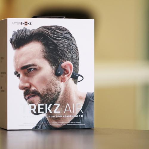 Aftershokz Trekz Air | nos photos du casque à conduction osseuse